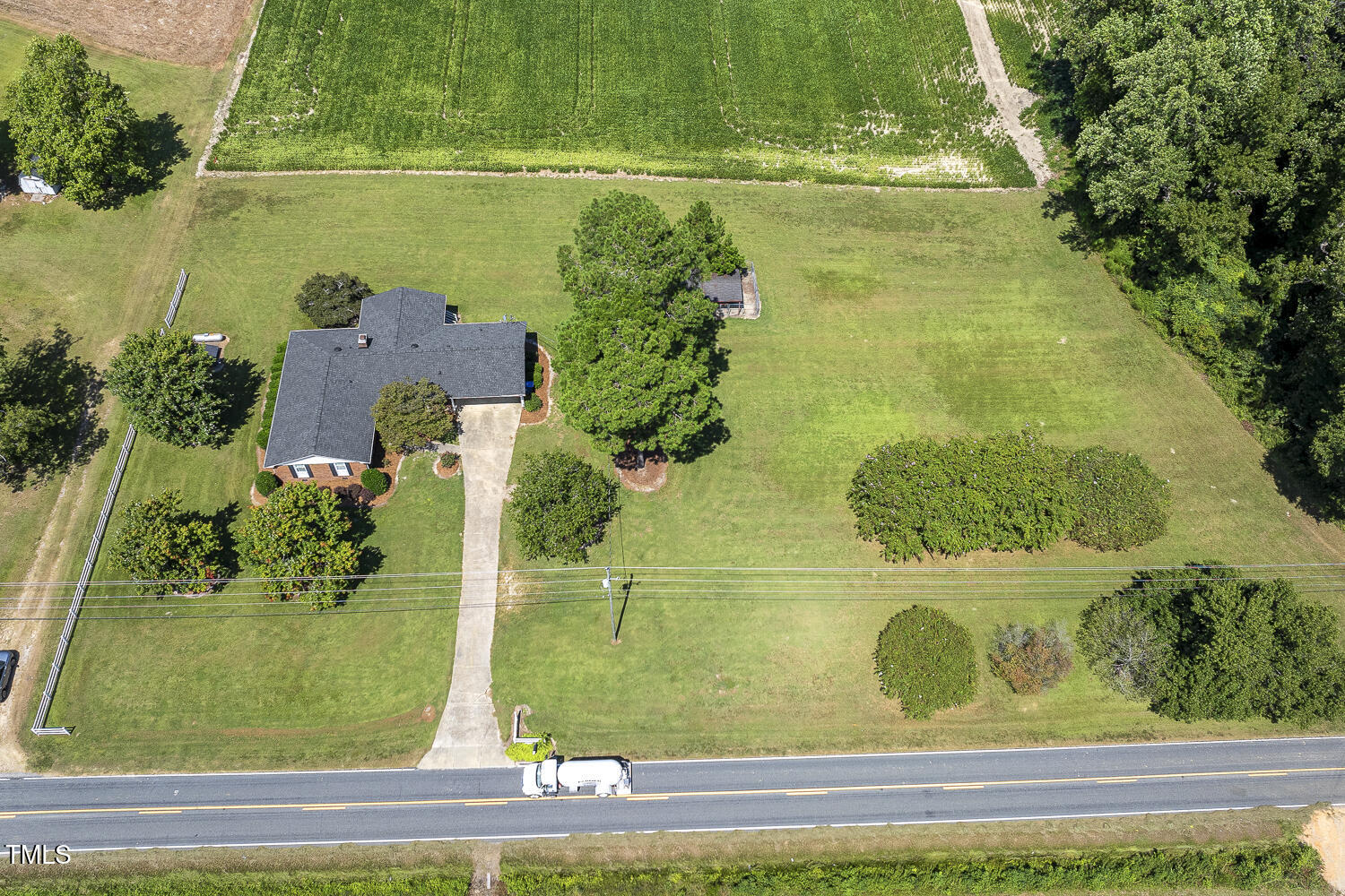 568 Baptist Grove Road Fuquay-Varina, NC 27526 - Photo 31 of 34 058