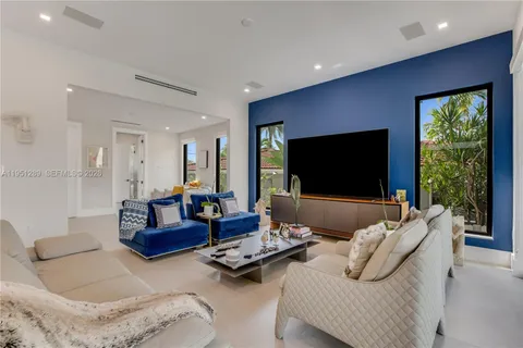 $3,495,000 | 8826 Froude Avenue, Surfside, FL 33154