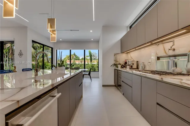 $3,495,000 | 8826 Froude Avenue, Surfside, FL 33154