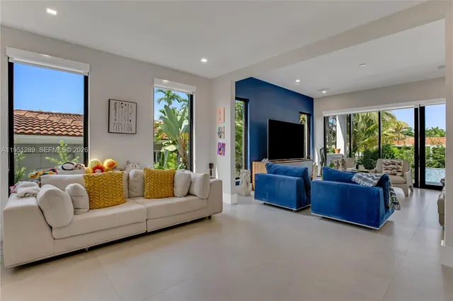 $3,495,000 | 8826 Froude Avenue, Surfside, FL 33154