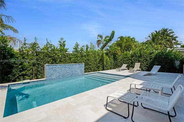 $3,495,000 | 8826 Froude Avenue, Surfside, FL 33154