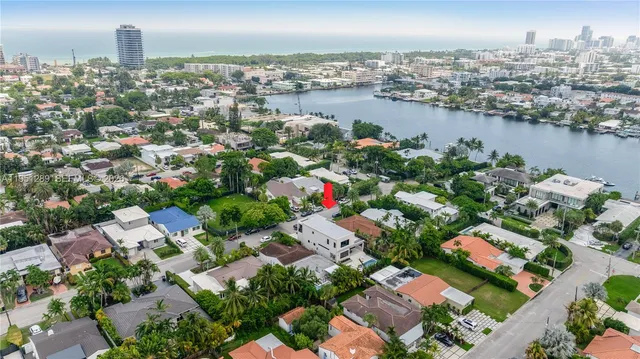 $3,495,000 | 8826 Froude Avenue, Surfside, FL 33154