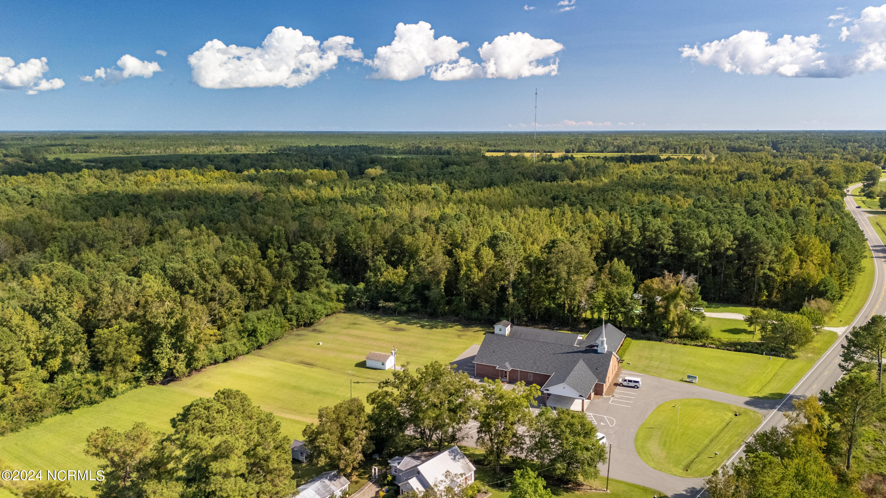 1414 State Road Burgaw, NC 28425 - Photo 12 of 32 22-DJI_20240921153513_0074_D-HDR