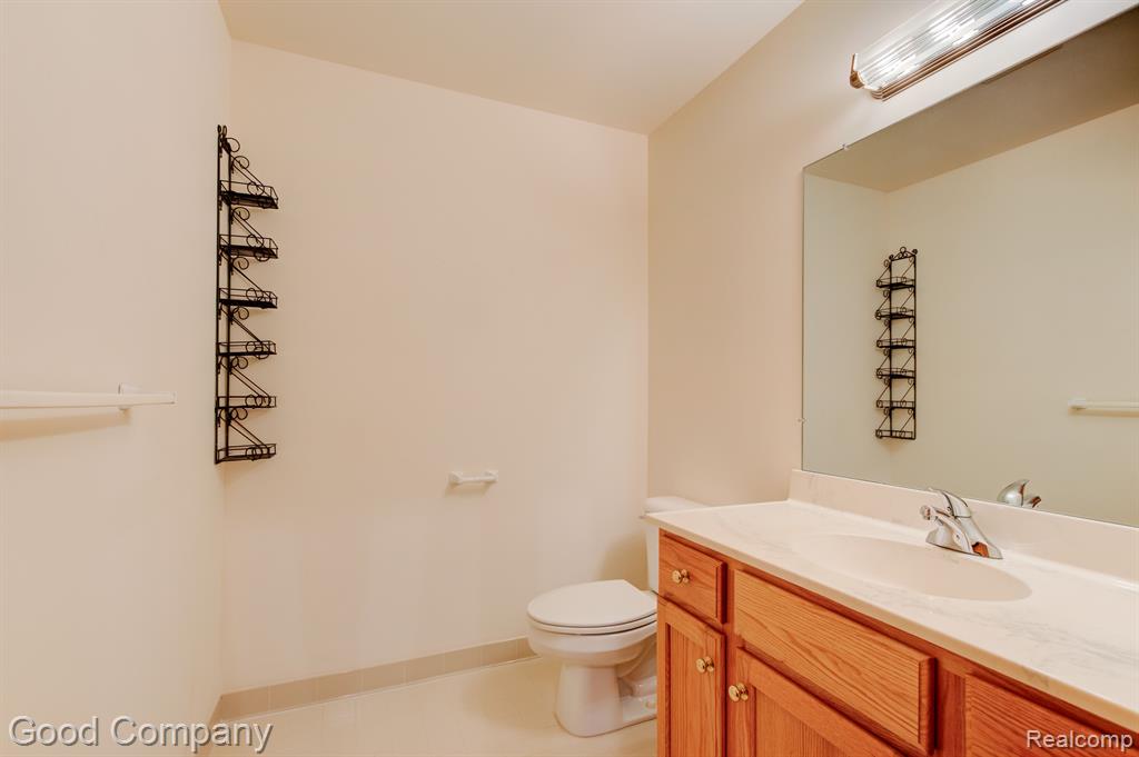 50837 Raintree Circle Chesterfield, MI 48047 - Photo 22 of 37