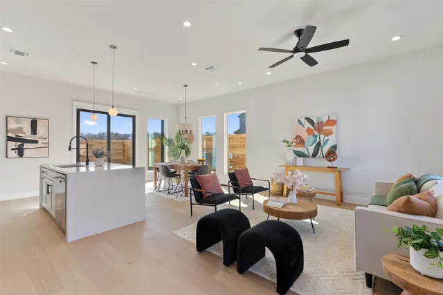 $595,000 | 6321 Friendswood Drive, Austin, TX 78723