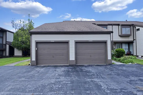 $149,900 | 5261 Deignese Place, Unit 17A, Columbus, OH 43228