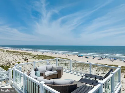 $4,199,000 | 209 East 20th Street, Long Beach Township, NJ 08008