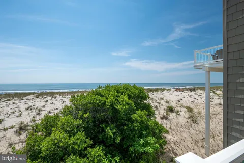 $4,199,000 | 209 East 20th Street, Long Beach Township, NJ 08008
