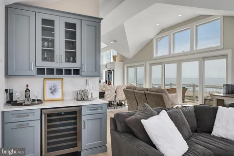 $4,199,000 | 209 East 20th Street, Long Beach Township, NJ 08008