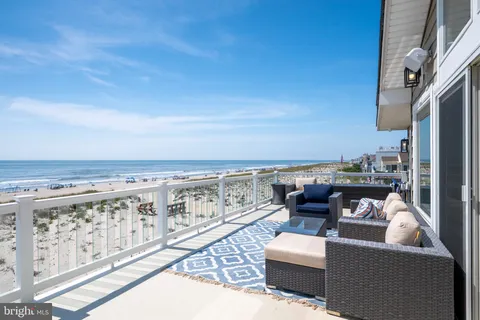 $4,199,000 | 209 East 20th Street, Long Beach Township, NJ 08008