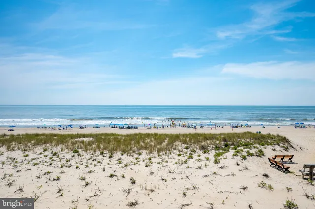 $4,199,000 | 209 East 20th Street, Long Beach Township, NJ 08008
