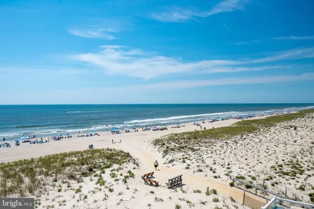 $4,199,000 | 209 East 20th Street, Long Beach Township, NJ 08008