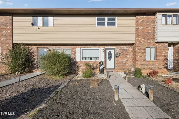 $219,000 | 114 Colt Lane, Unit 6, Johnson City, TN 37601