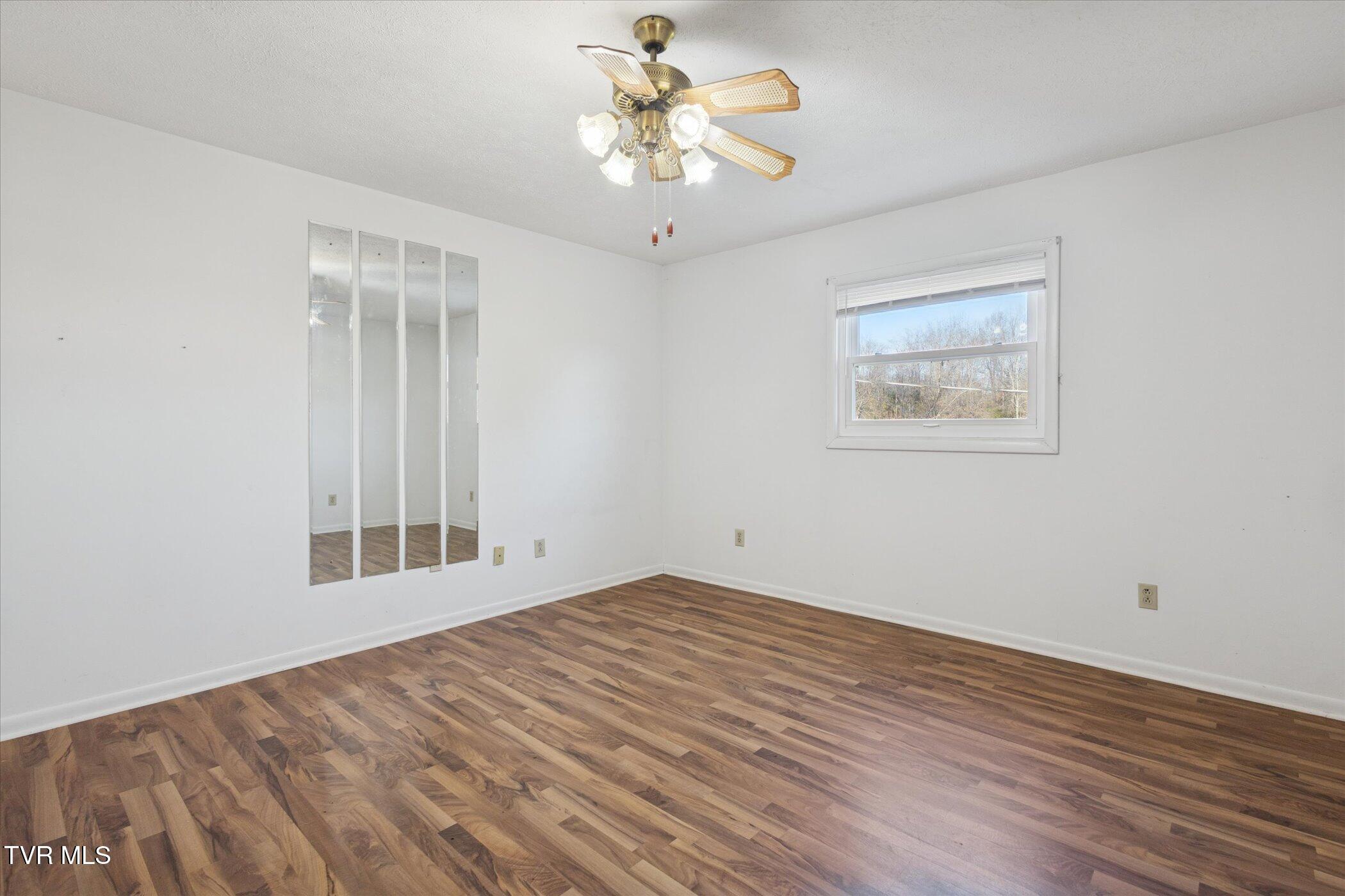 114 Colt Lane, Unit 6 Johnson City, TN 37601 - Photo 38 of 49 24