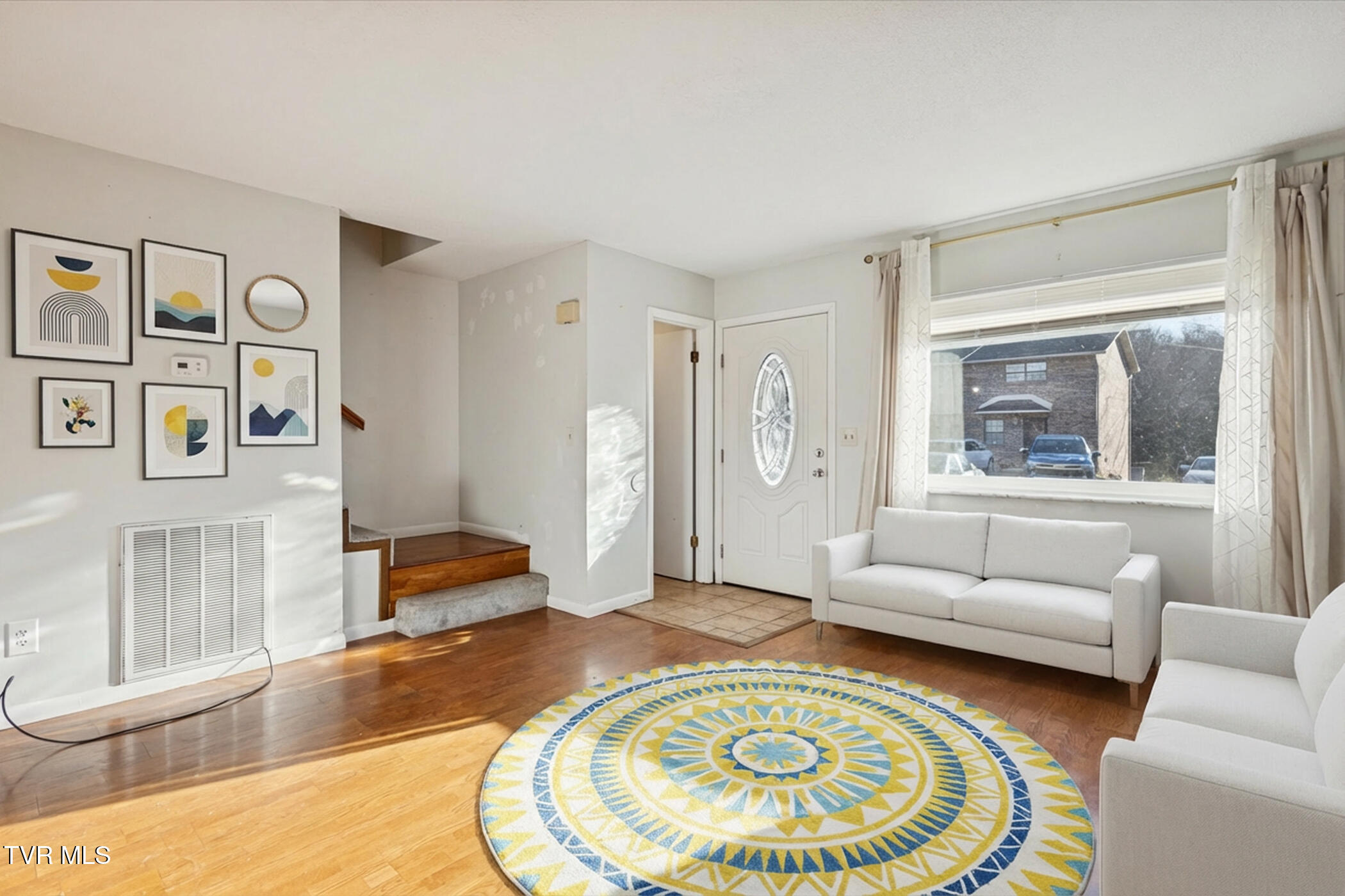 114 Colt Lane, Unit 6 Johnson City, TN 37601 - Photo 7 of 49 0001