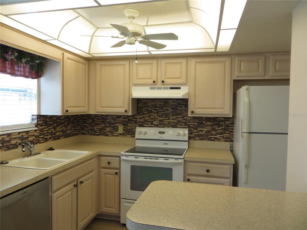 1500 Gay Road, Unit 25B Winter Park, FL 32789 - Photo 8 of 19 Gallery Image 8
