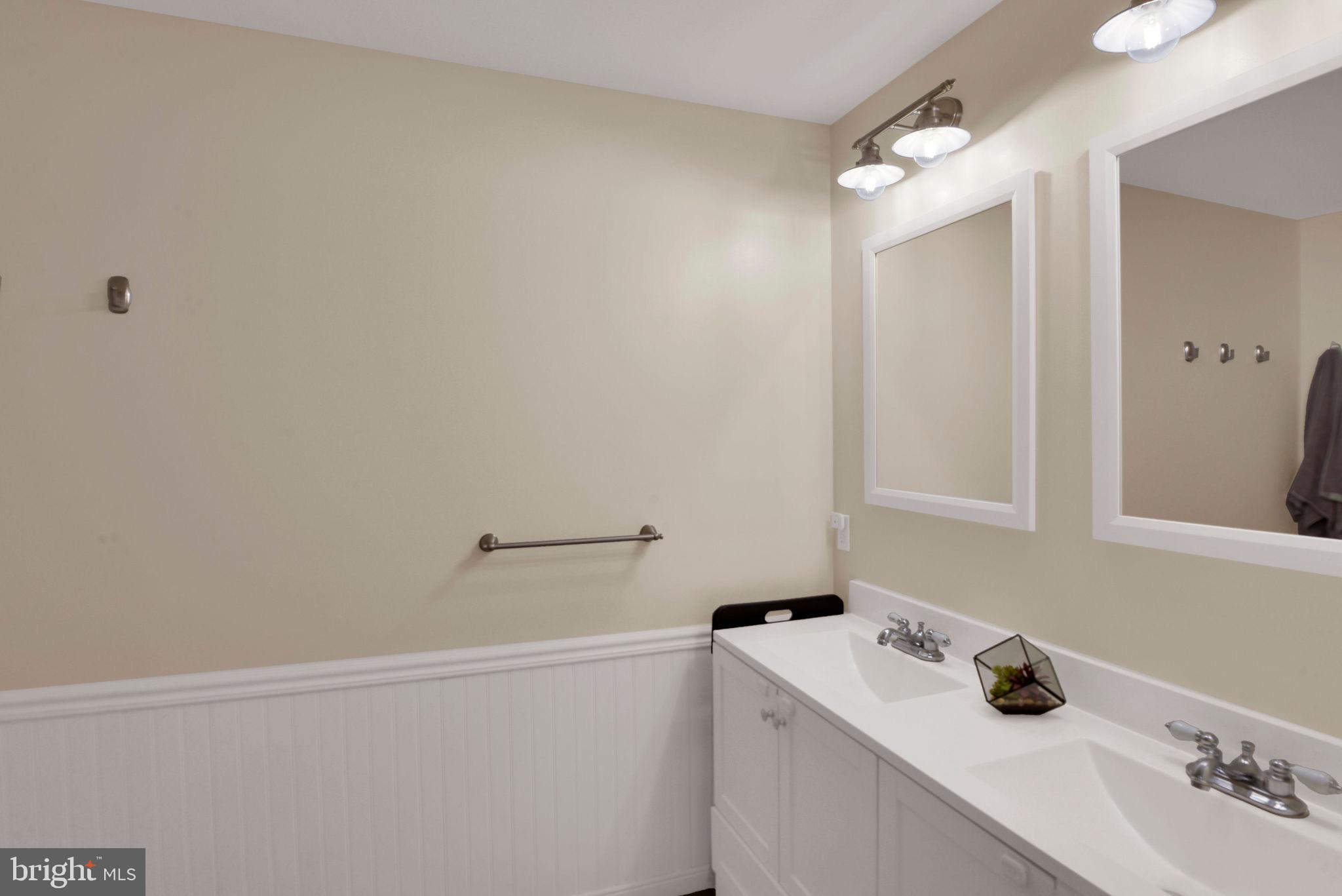3125 Rte 9 South, Unit 7 Rio Grande, NJ 08242 - Photo 13 of 33