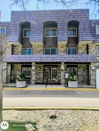 $109,900 | 260 Westview Drive, Unit 216, West St. Paul, MN 55118