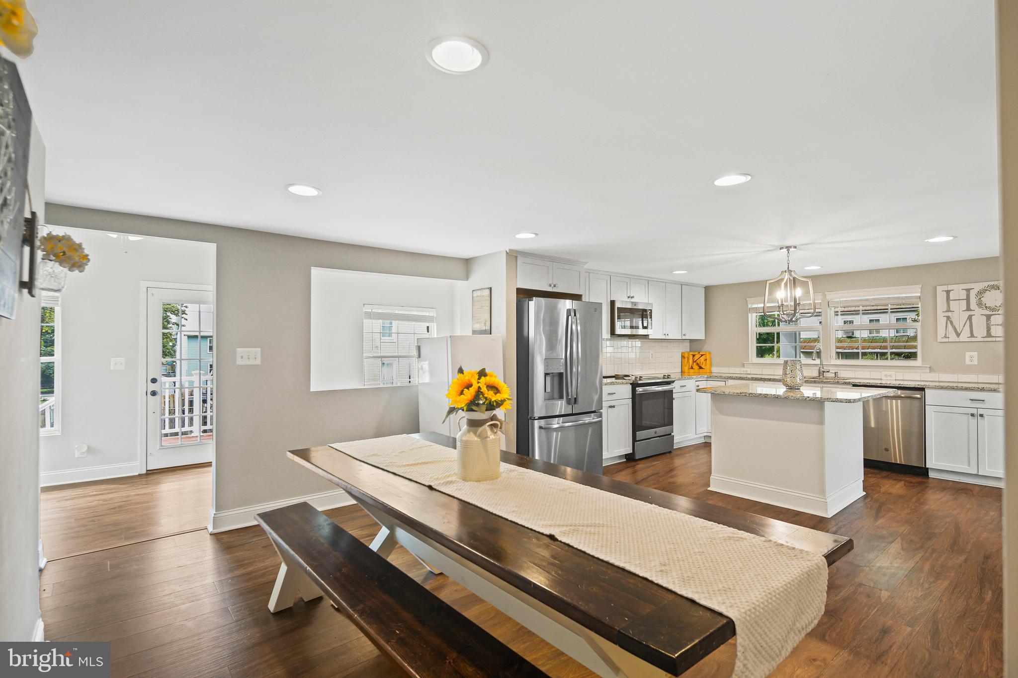 4535 Salem Bottom Road Westminster, MD 21157 - Photo 14 of 43 Dining area
