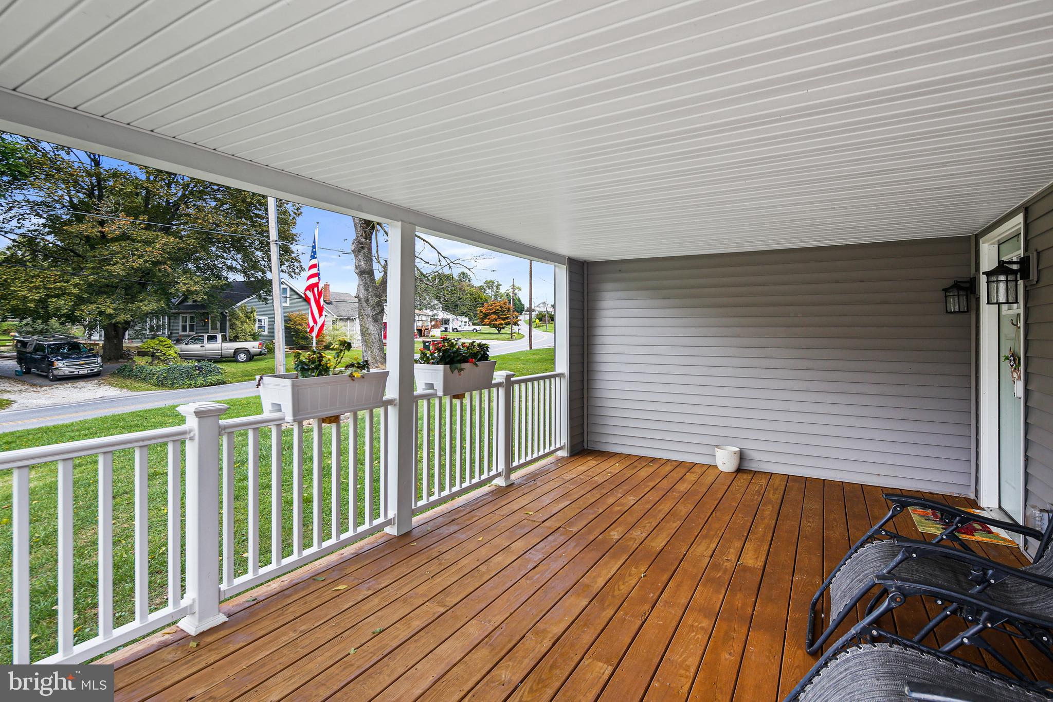4535 Salem Bottom Road Westminster, MD 21157 - Photo 3 of 43 Covered porch