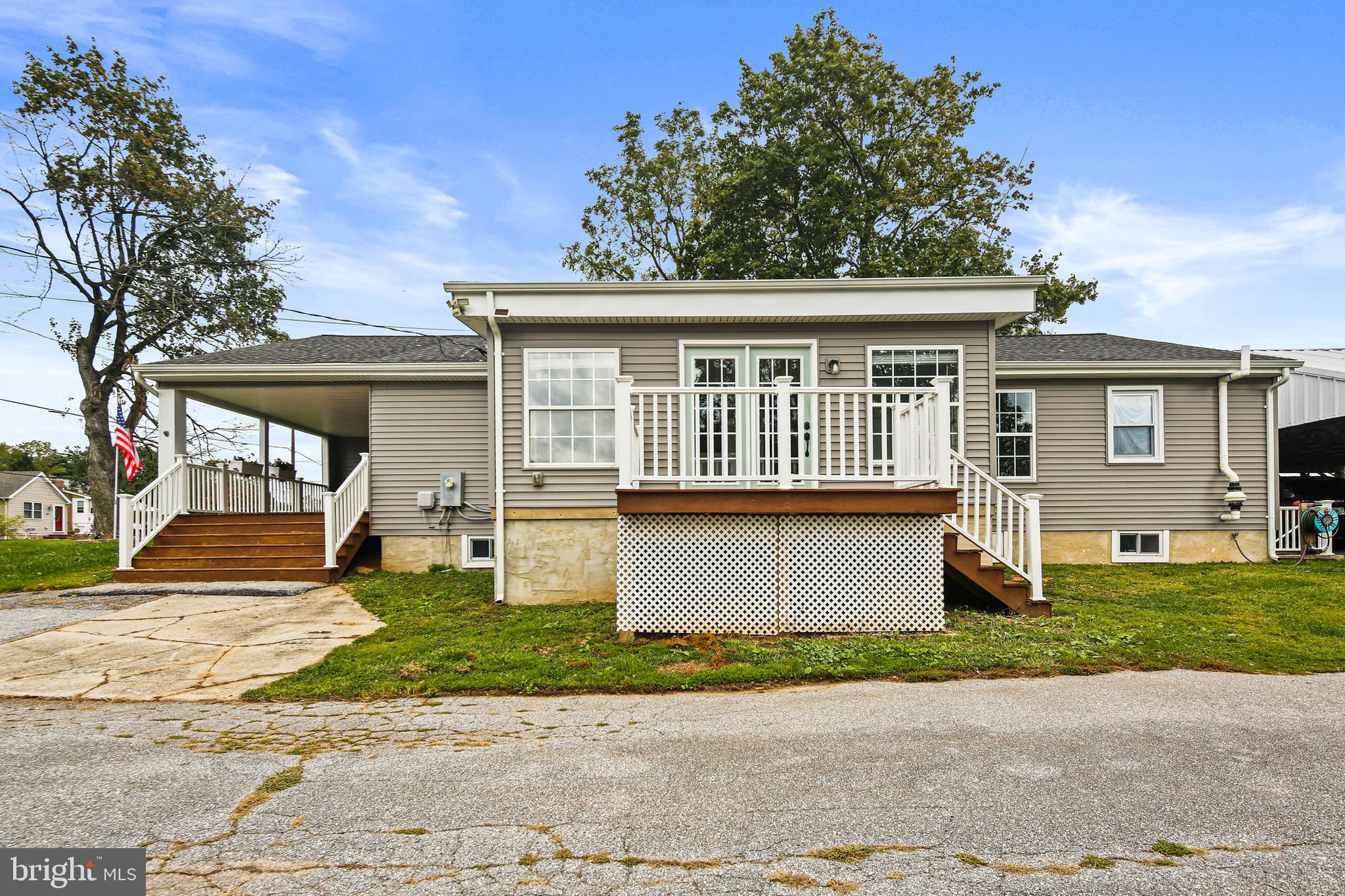 4535 Salem Bottom Road Westminster, MD 21157 - Photo 43 of 43 Side view of the property