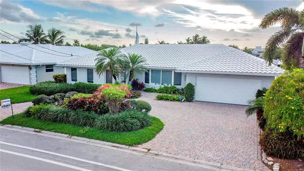 $9,500 | 5721 Bayview Drive, Fort Lauderdale, FL 33308