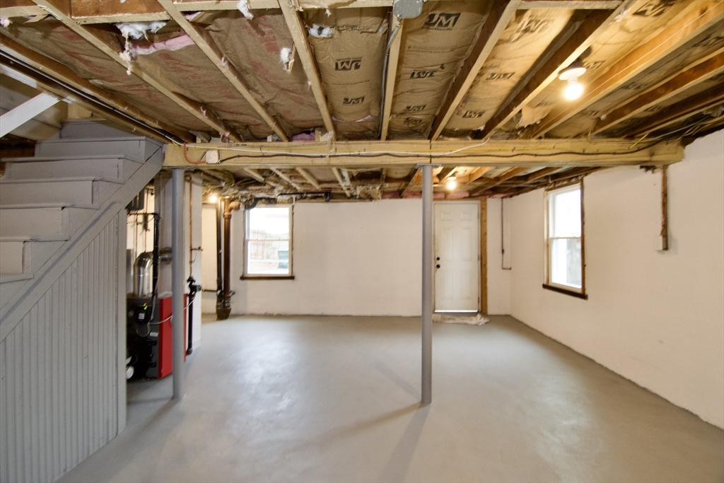 1295 Bay Street Springfield, MA 01109 - Photo 42 of 42 a view of empty room