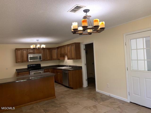 9044 Graham Road Moss Point, MS 39562 - Photo 12 of 30 IMG_6430