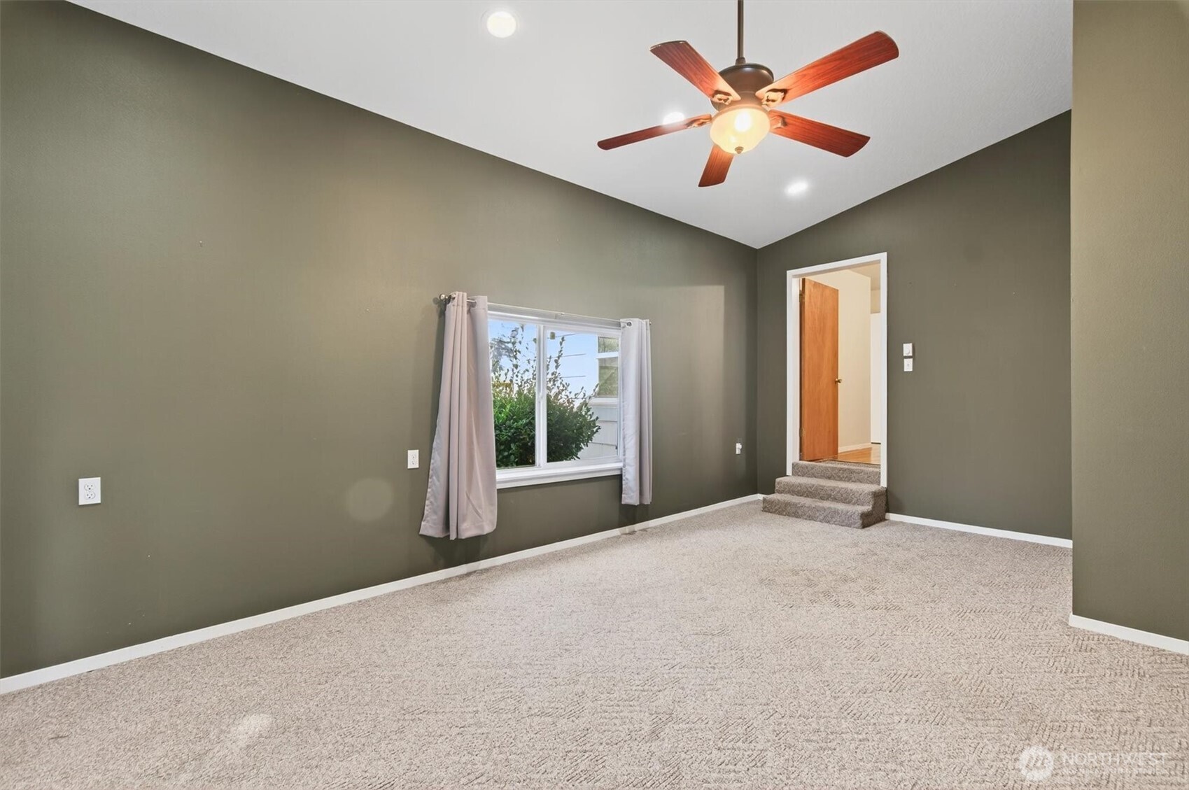 2763 Maple Street Longview, WA 98632 - Photo 30 of 37