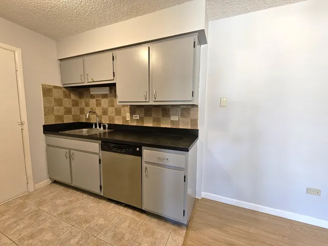 $1,850 | 9870 Cordoba Court, Unit 2B, Orland Park, IL 60462