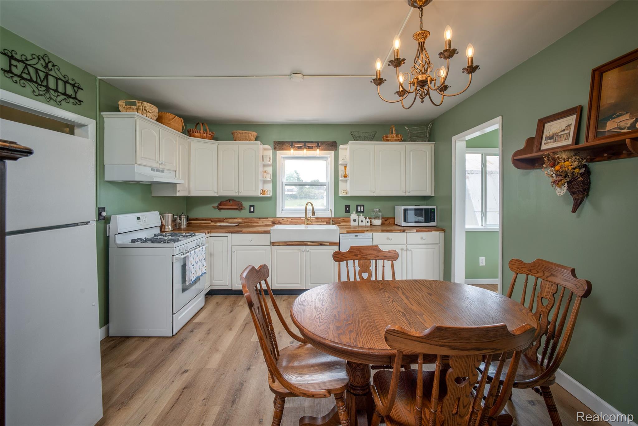 13800 South Block Road Birch Run, MI 48415 - Photo 8 of 25 8.jpg
