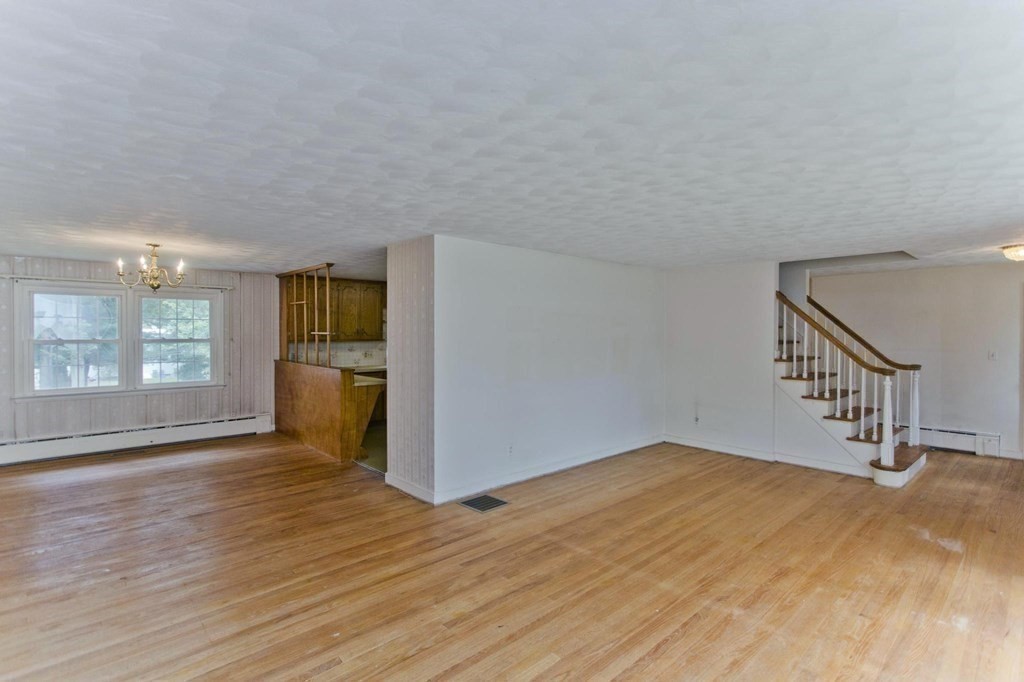 89 Richmond Road Ludlow, MA 01056 - Photo 12 of 30 Gallery Image 12