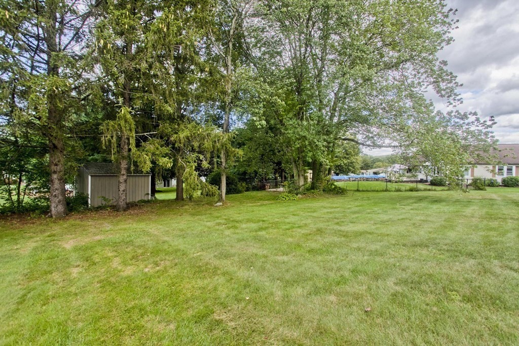 89 Richmond Road Ludlow, MA 01056 - Photo 8 of 30 Gallery Image 8