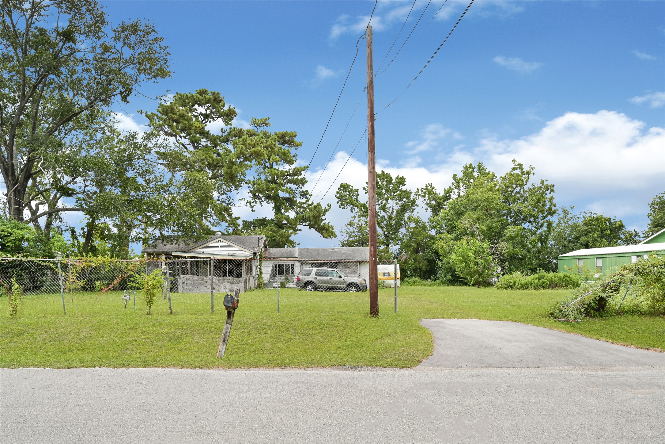7329 Glen Falls Street Houston, TX 77049 - Photo 2 of 13