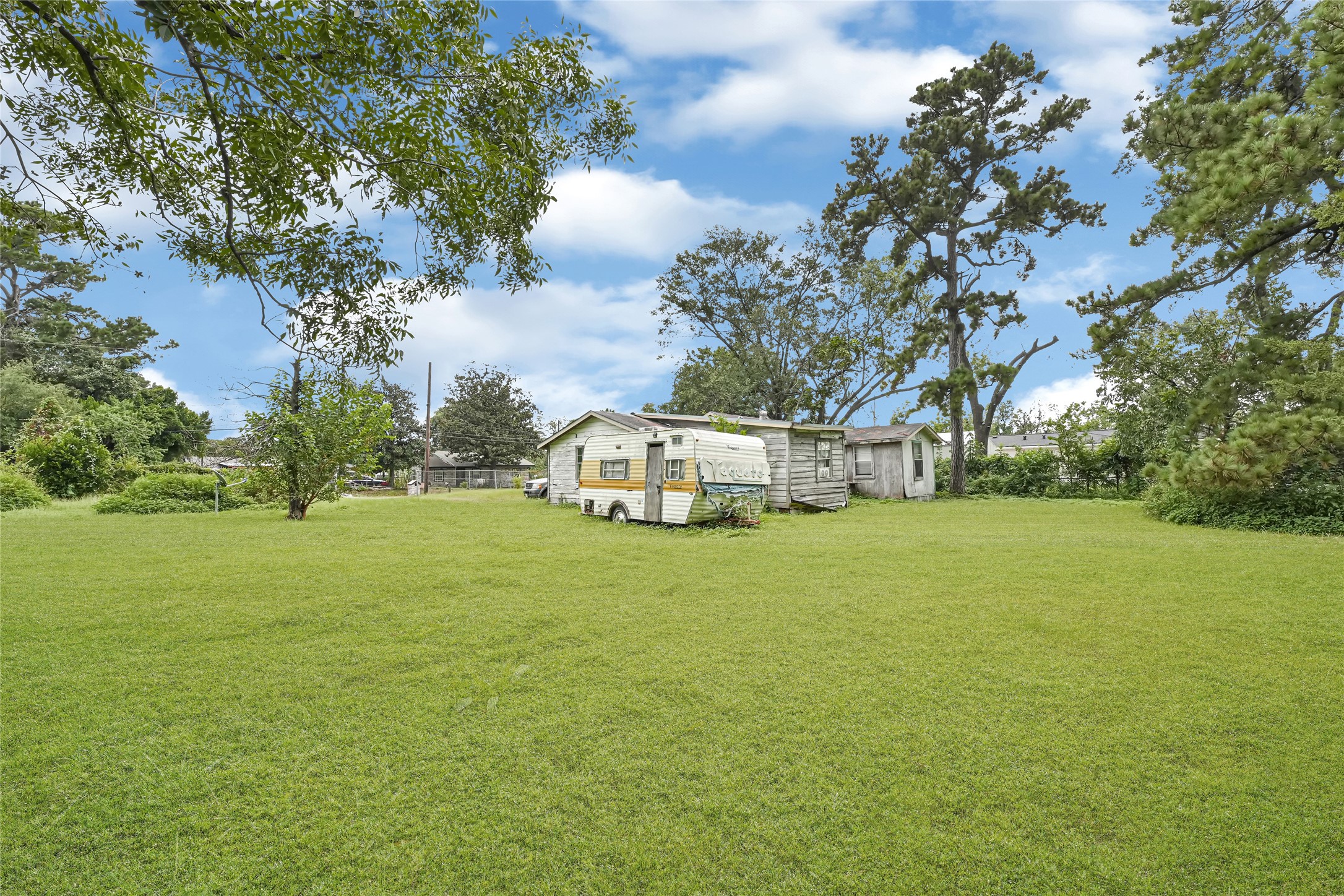 7329 Glen Falls Street Houston, TX 77049 - Photo 4 of 13