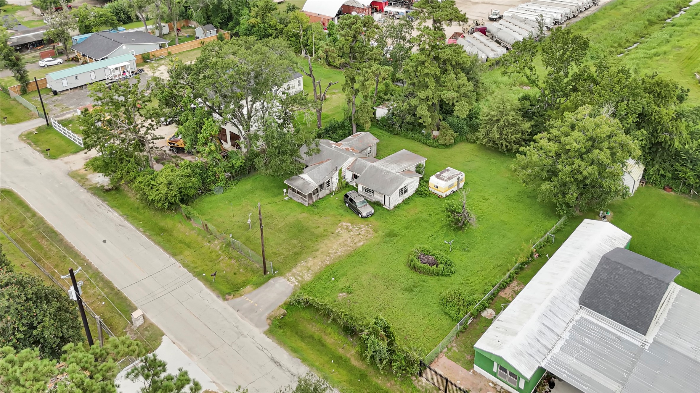 7329 Glen Falls Street Houston, TX 77049 - Photo 10 of 13