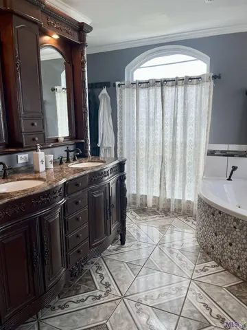 $485,000 | 102 Bayou Estates Drive, Des Allemands, LA 70030