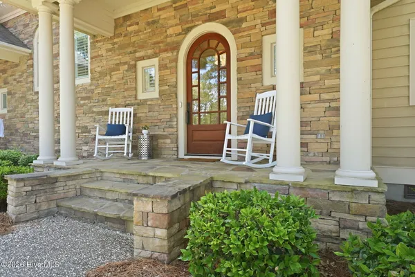 $875,000 | 140 Cochrane Castle Circle, Pinehurst, NC 28374