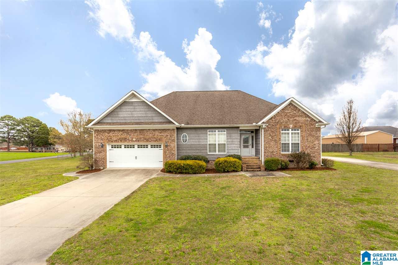 1553 Sun Rise Place Gadsden, AL 35907 - Photo 1 of 38