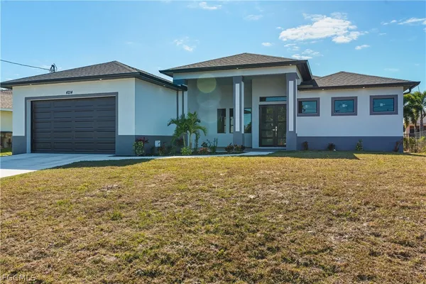 $369,900 | 4214 Northwest 32nd Street, Cape Coral, FL 33993
