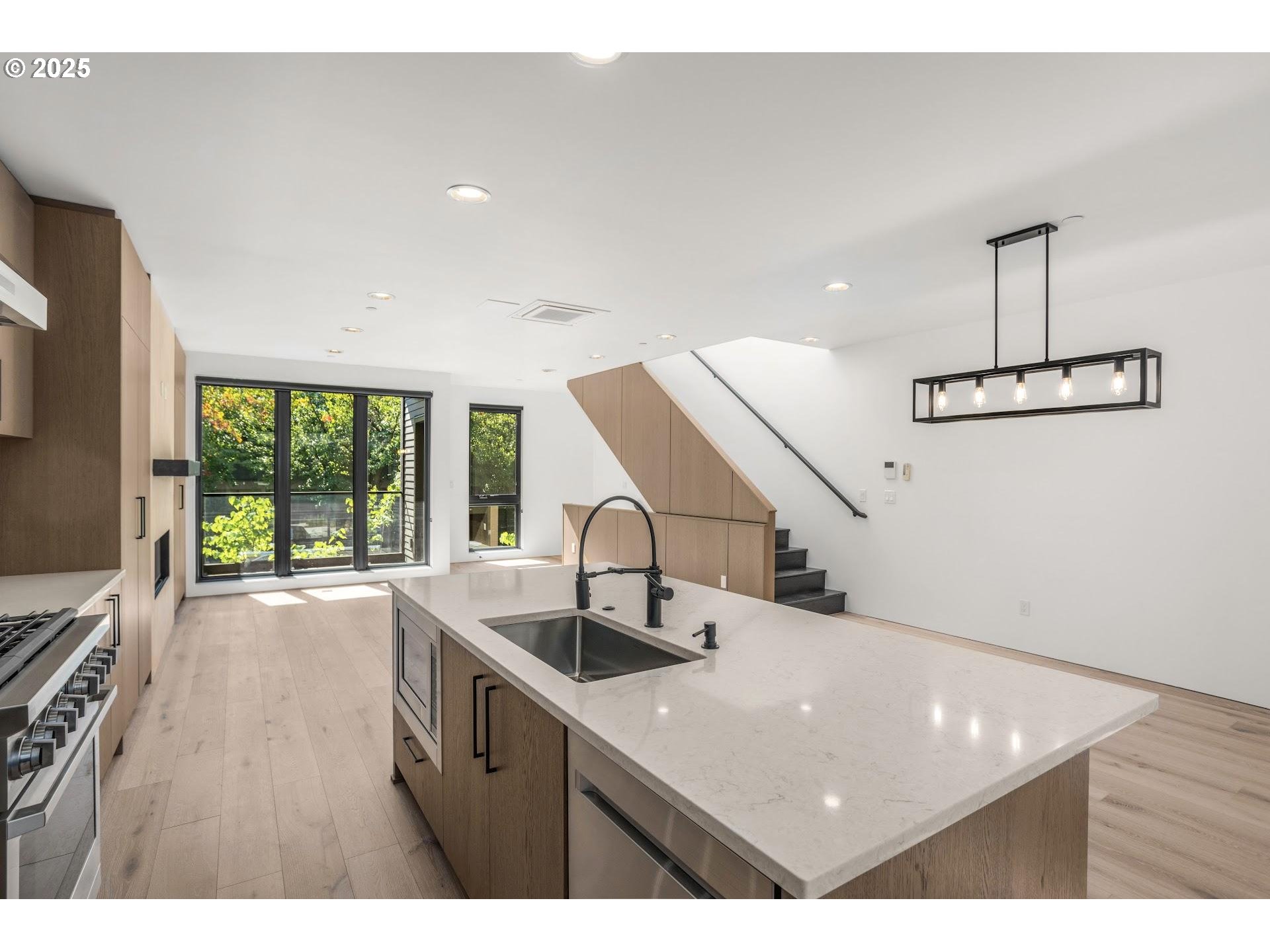 1845 Northwest 28th Avenue, Unit 6A Portland, OR 97210 - Photo 11 of 25