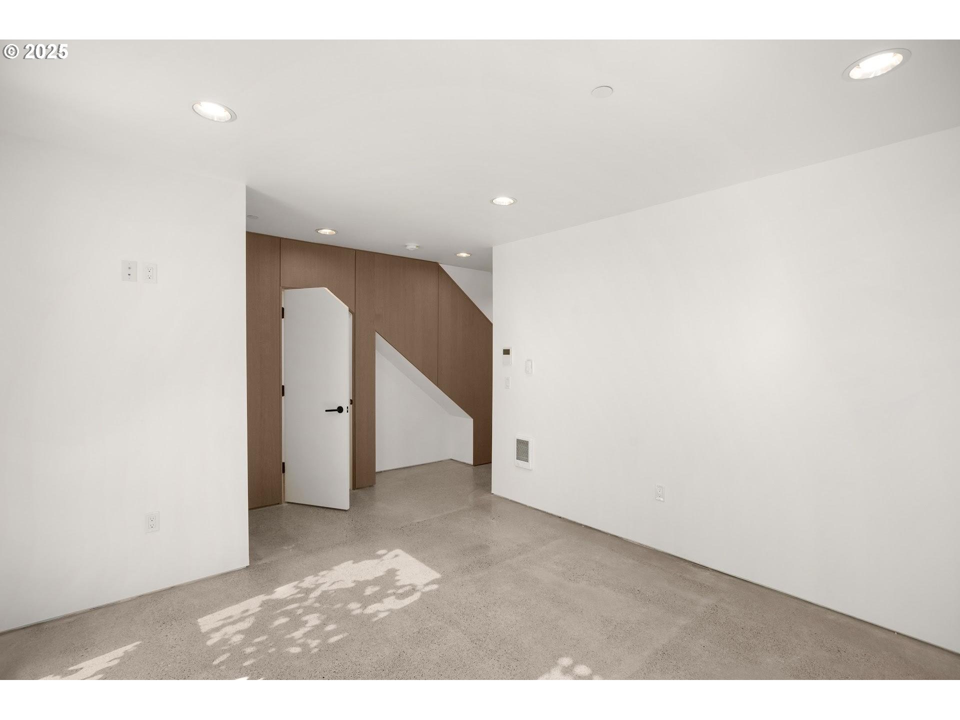 1845 Northwest 28th Avenue, Unit 6A Portland, OR 97210 - Photo 22 of 25
