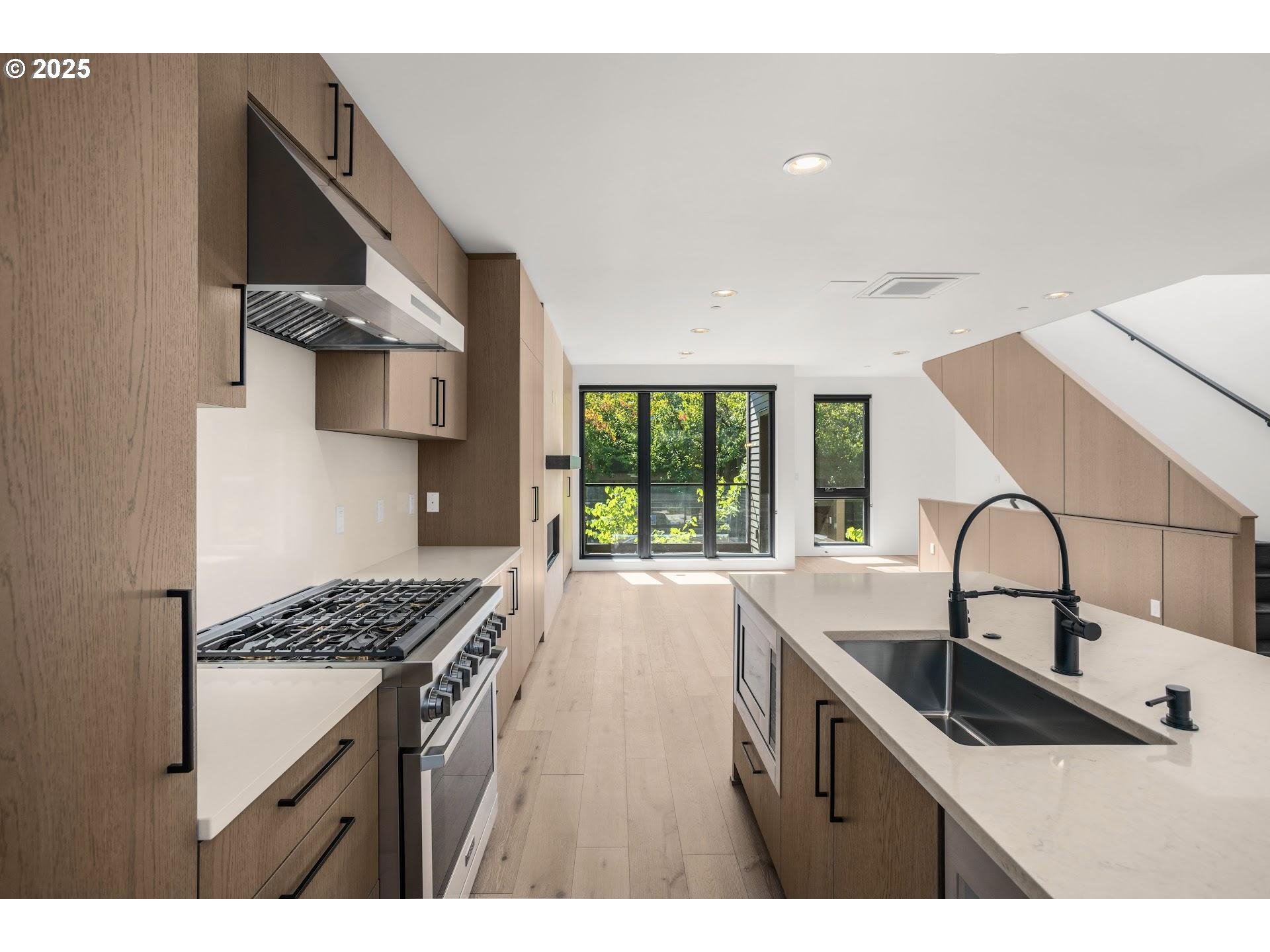 1845 Northwest 28th Avenue, Unit 6A Portland, OR 97210 - Photo 10 of 25