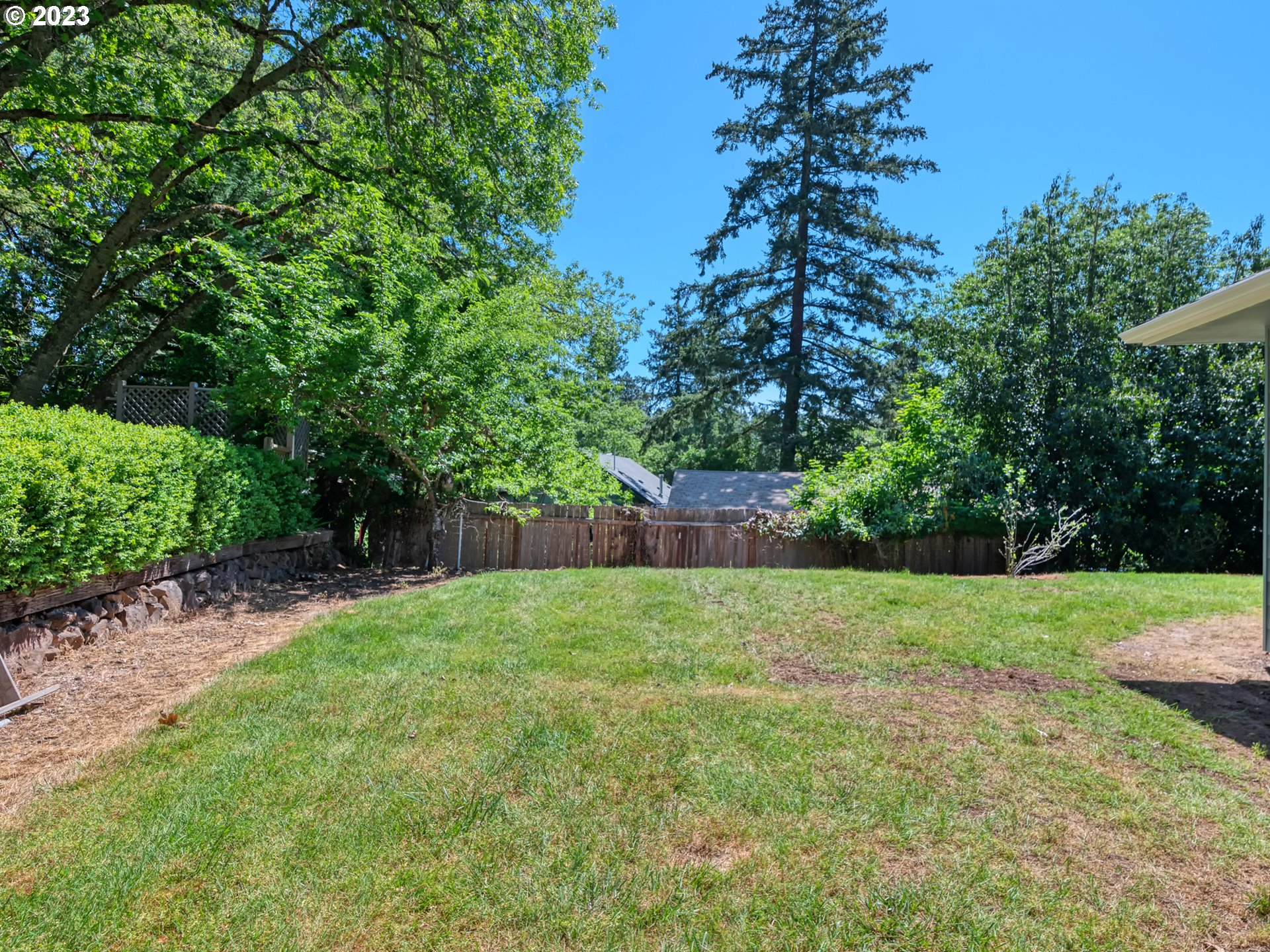 5080 Fox Hollow Road Eugene, OR 97405 - Photo 3 of 39 Gallery Image 3