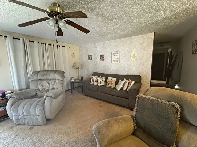 $199,000 | 5 Kelly Drive, Washington, IN 47501