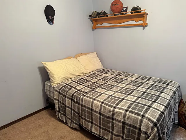 $199,000 | 5 Kelly Drive, Washington, IN 47501