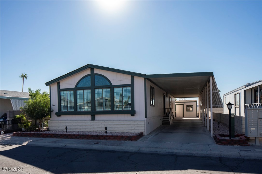 5467 Petaca Road Las Vegas, NV 89122 - Photo 26 of 41