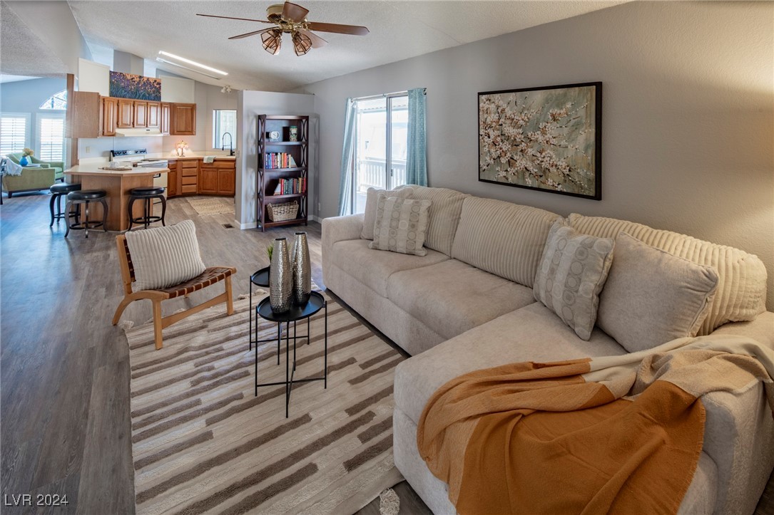 5467 Petaca Road Las Vegas, NV 89122 - Photo 10 of 41
