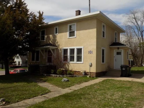 $169,000 | 101 4th Avenue North, Lakefield, MN 56150