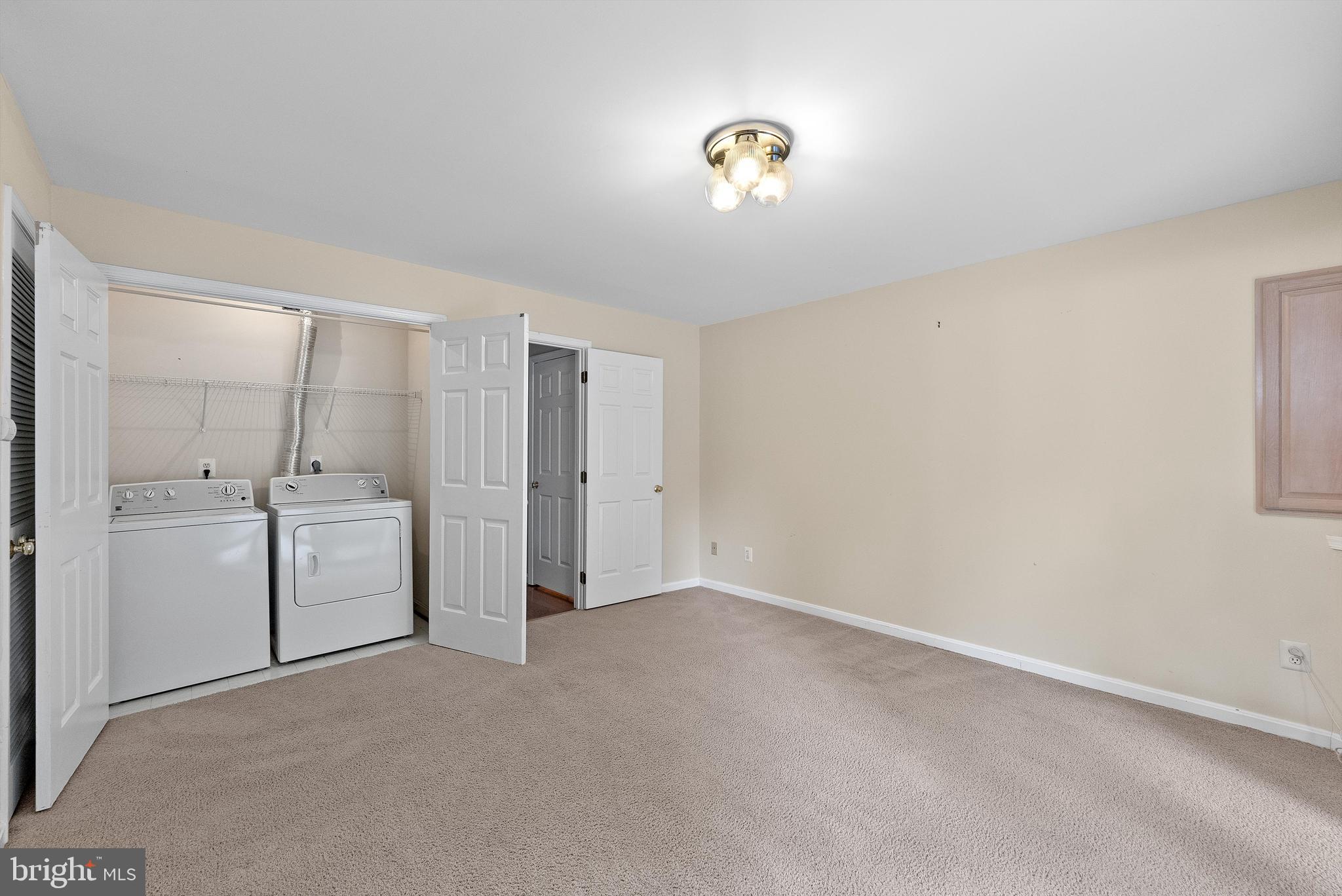 12081 Edgemere Circle Reston, VA 20190 - Photo 29 of 36 a view of a livingroom with an empty space